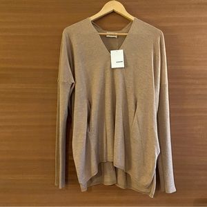 RODIER NWT 100% wool taupe sweater with pockets.